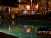 1085_BALI_VILA_RUMA_DINNER.jpg (71349 bytes)